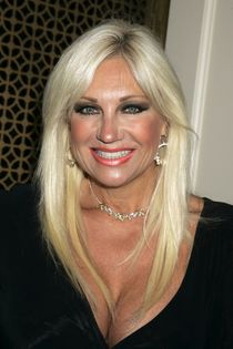 FFM threesome pics from
